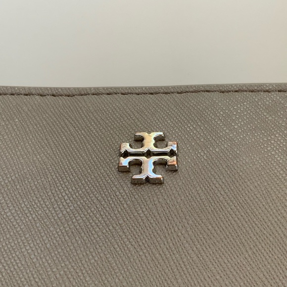 Tory Burch Leather York Tote Grey Saffiano Leather Purse - Picture 4 of 16